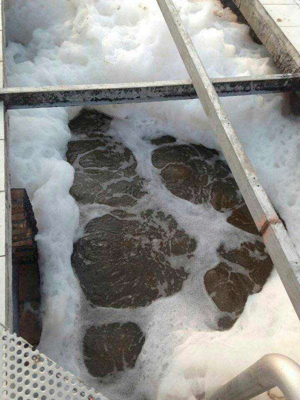 曝气池 